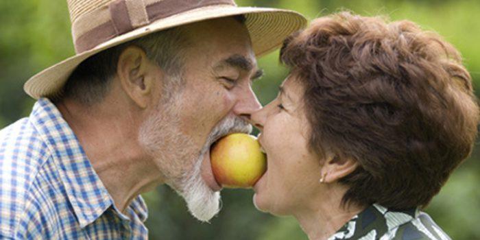 ¿Comer menos aumenta la esperanza de vida?