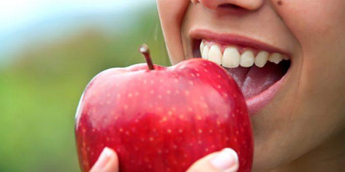 ¿Es verdad que comer fruta engorda?
