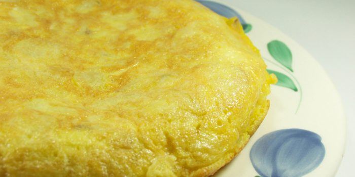 Tortilla de Patatas, receta clásica